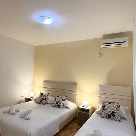 Apartmens Xhenis Lux Ulcinj Zewnętrze zdjęcie