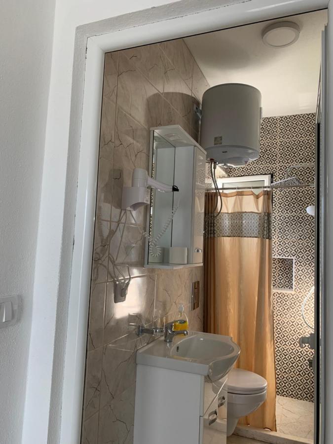 Apartmens Xhenis Lux Ulcinj Zewnętrze zdjęcie