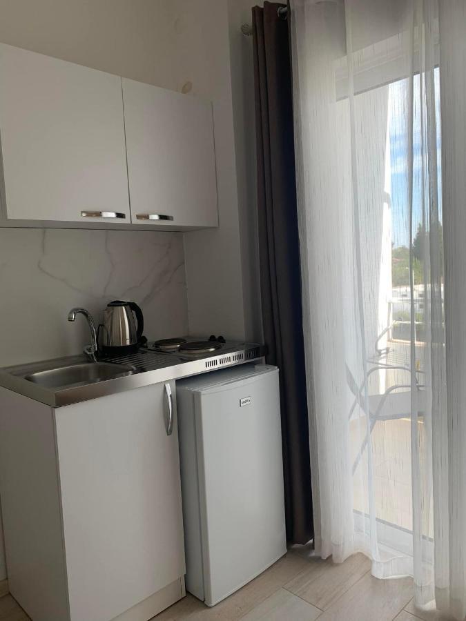 Apartmens Xhenis Lux Ulcinj Zewnętrze zdjęcie