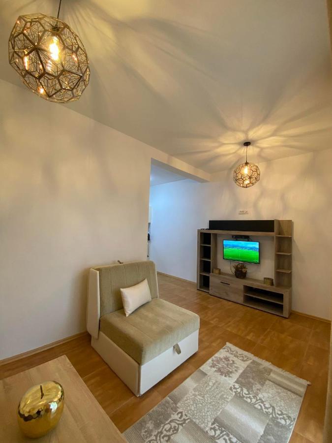 Apartmens Xhenis Lux Ulcinj Zewnętrze zdjęcie