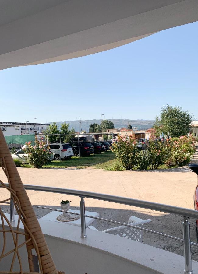 Apartmens Xhenis Lux Ulcinj Zewnętrze zdjęcie