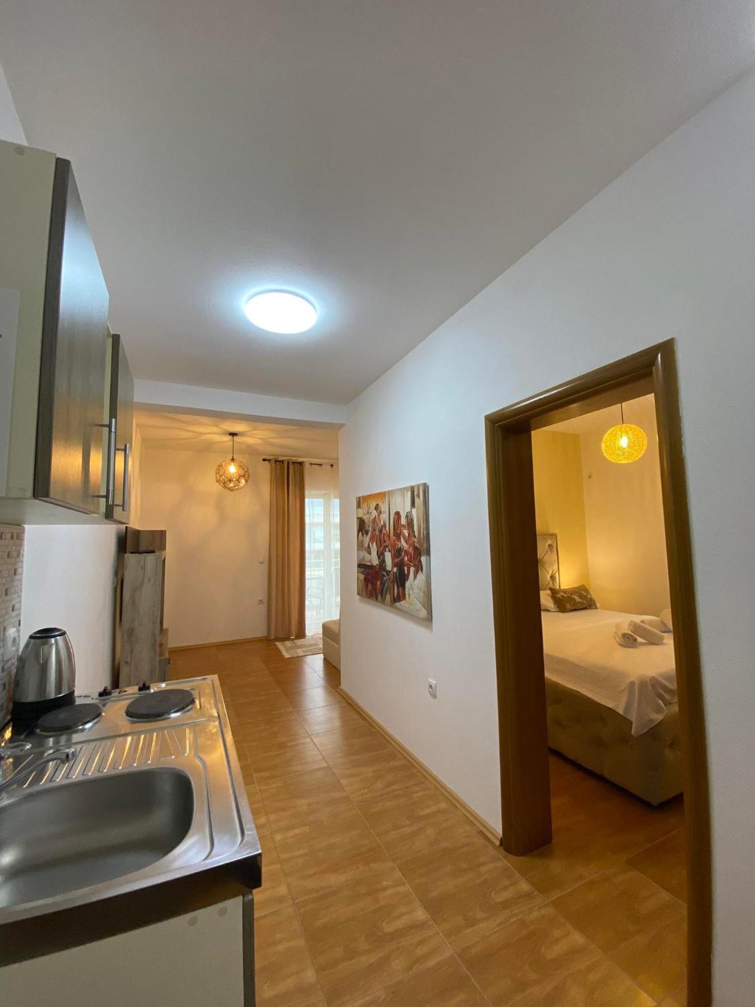 Apartmens Xhenis Lux Ulcinj Zewnętrze zdjęcie