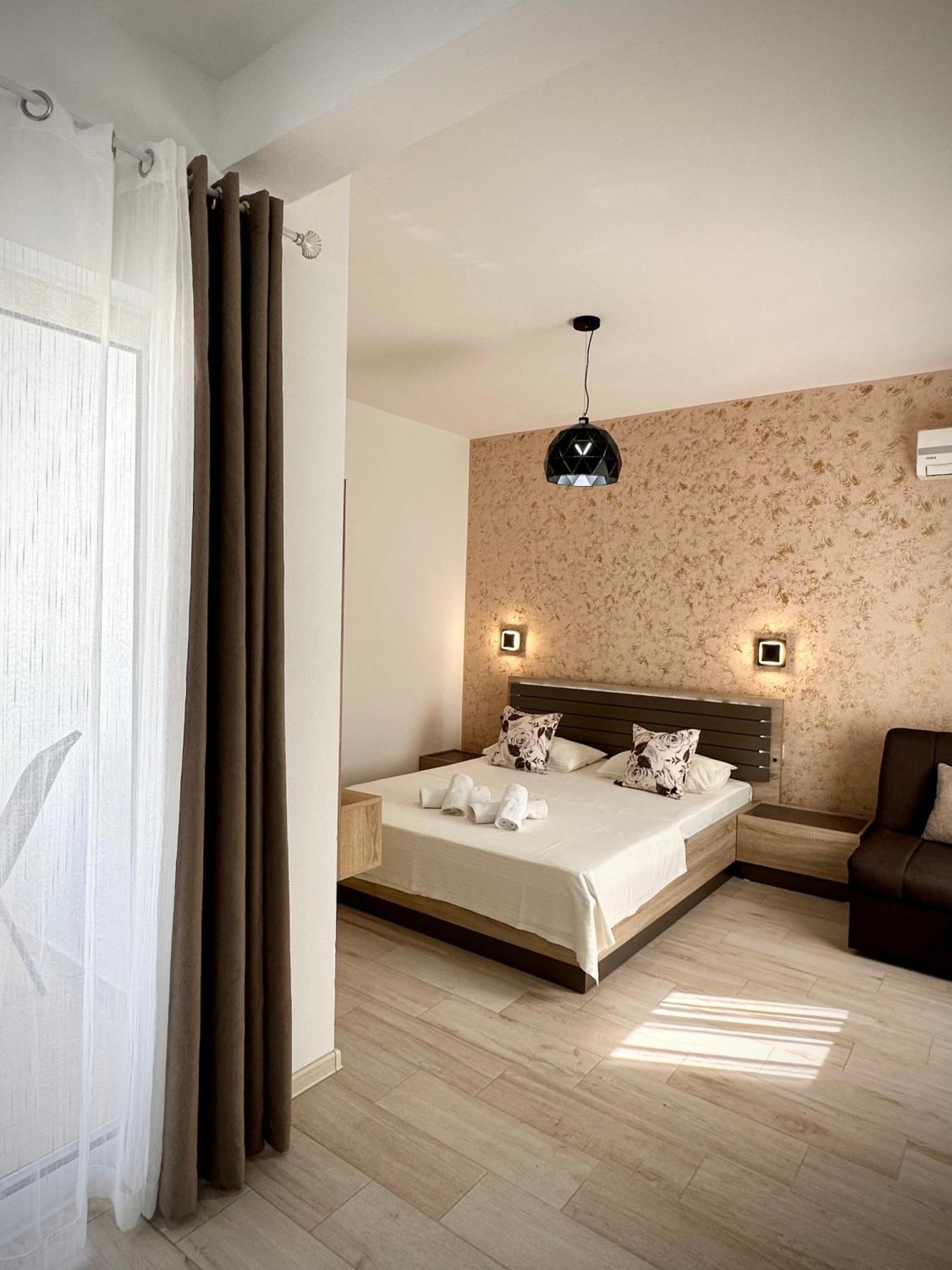 Apartmens Xhenis Lux Ulcinj Zewnętrze zdjęcie