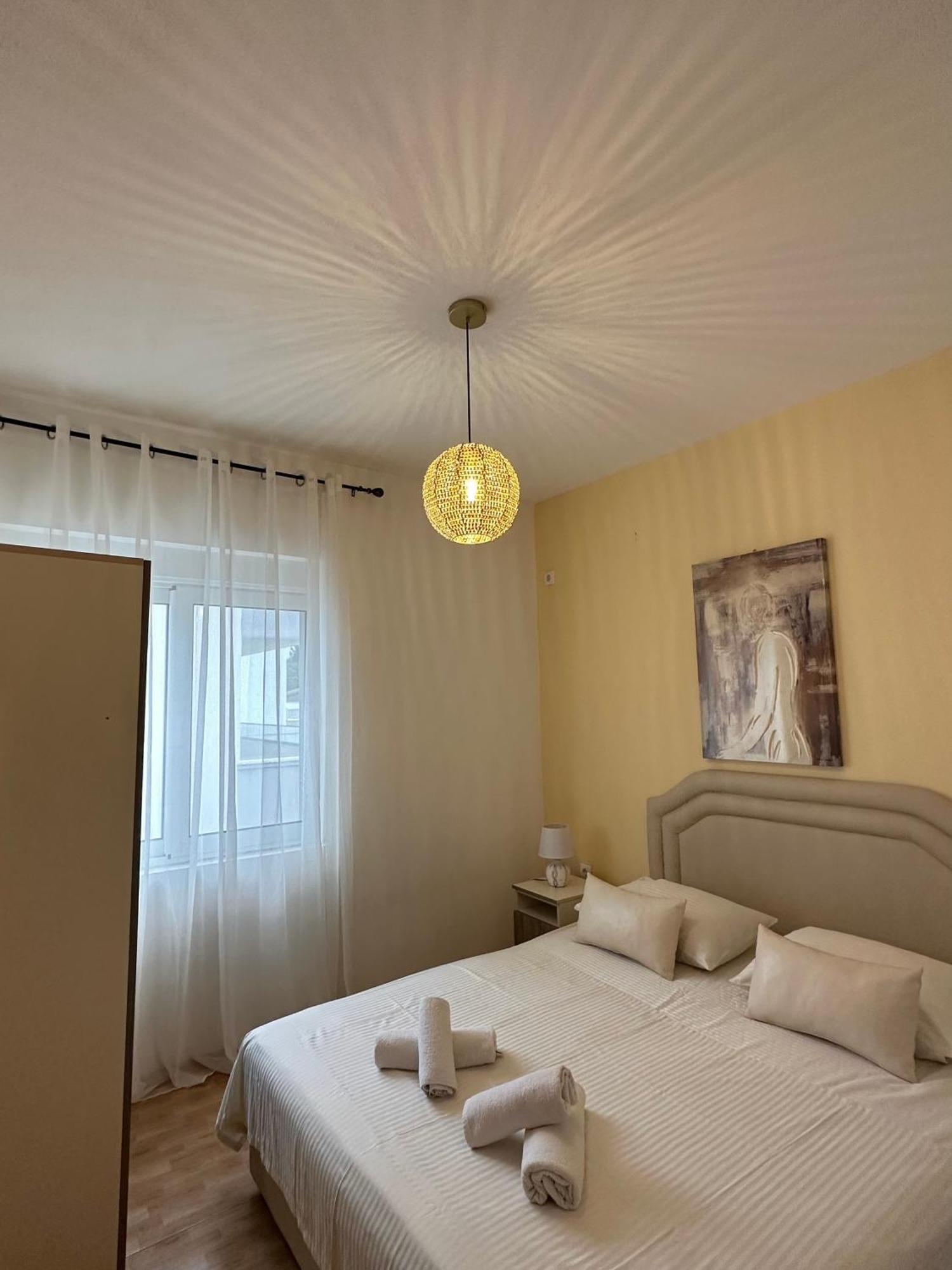 Apartmens Xhenis Lux Ulcinj Zewnętrze zdjęcie