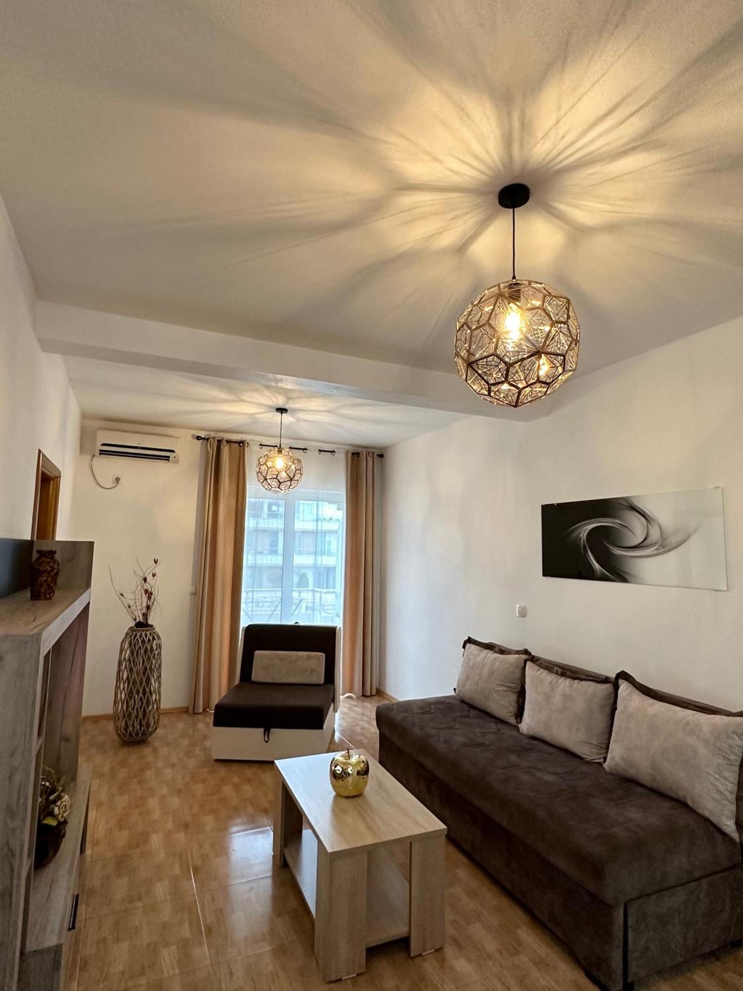 Apartmens Xhenis Lux Ulcinj Zewnętrze zdjęcie