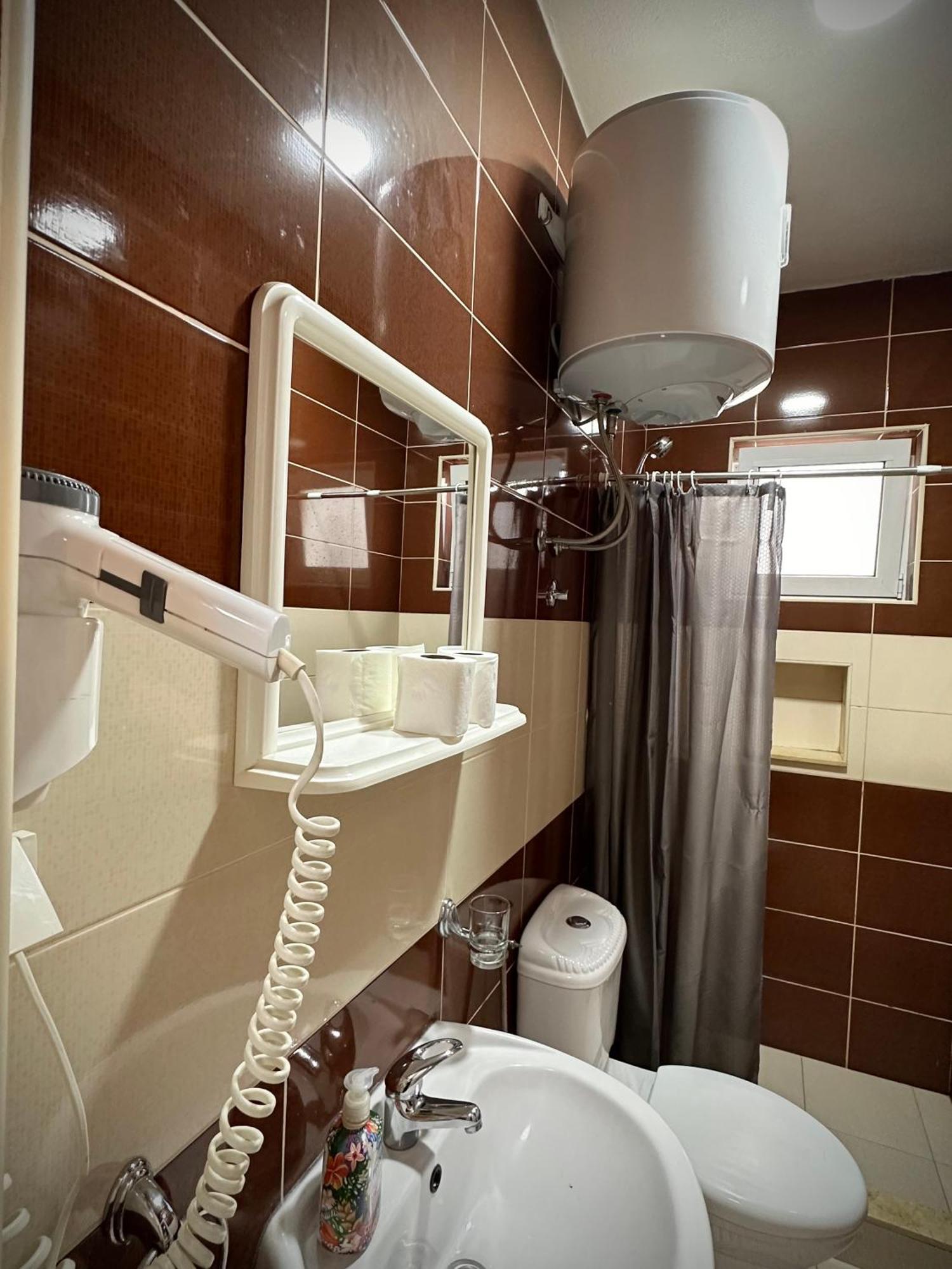 Apartmens Xhenis Lux Ulcinj Zewnętrze zdjęcie