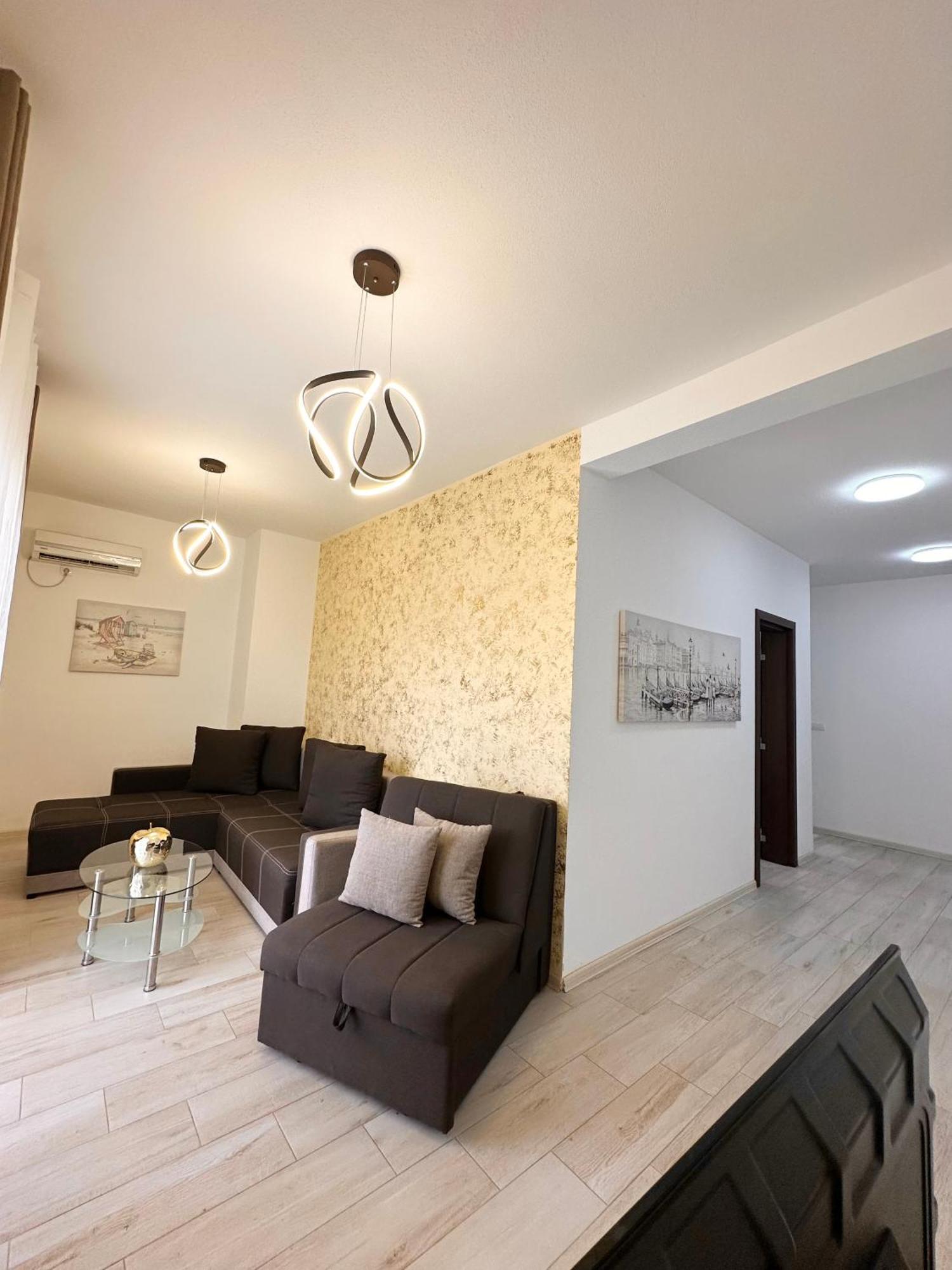 Apartmens Xhenis Lux Ulcinj Zewnętrze zdjęcie