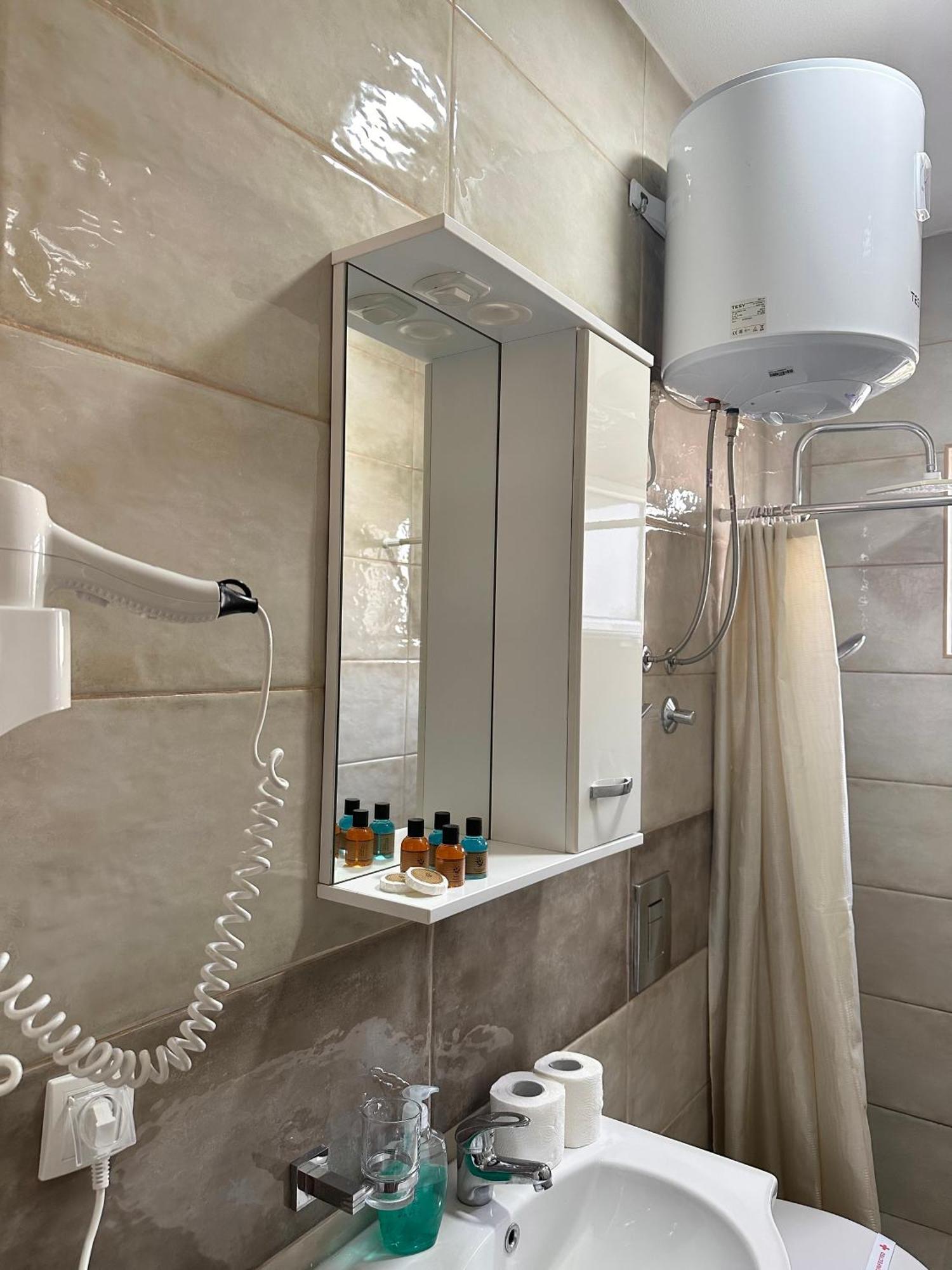 Apartmens Xhenis Lux Ulcinj Zewnętrze zdjęcie