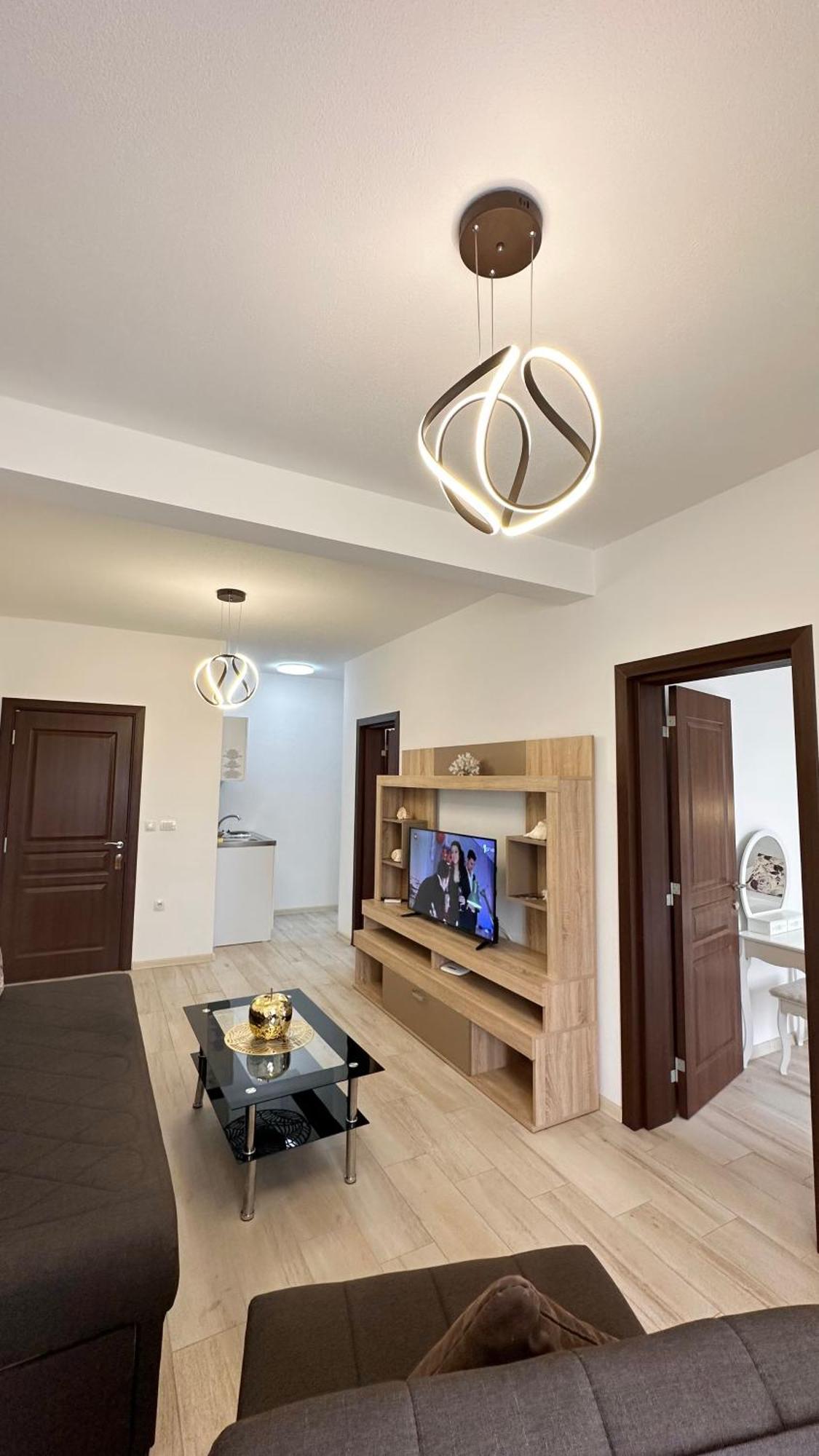 Apartmens Xhenis Lux Ulcinj Zewnętrze zdjęcie