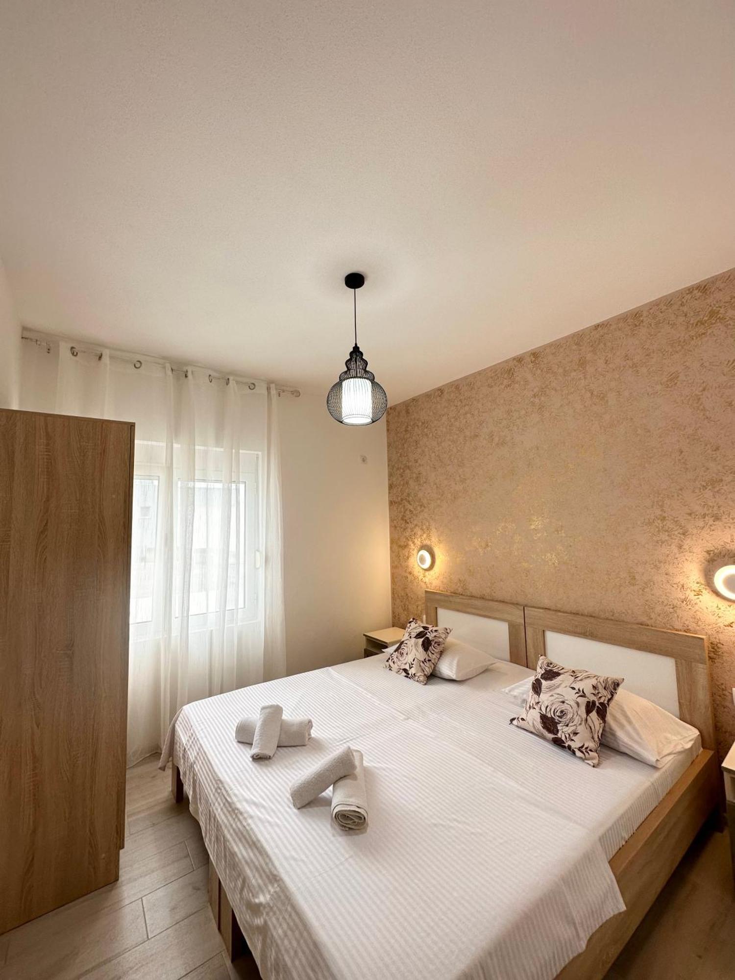 Apartmens Xhenis Lux Ulcinj Zewnętrze zdjęcie